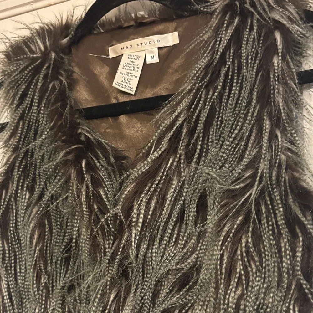 Max Studio Textured Faux Fur Vest in Brown Medium